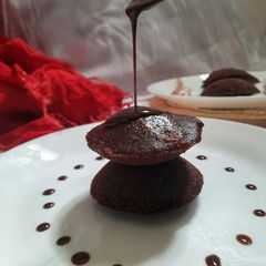 A picture of Orange flavoured Chocolate Idli.