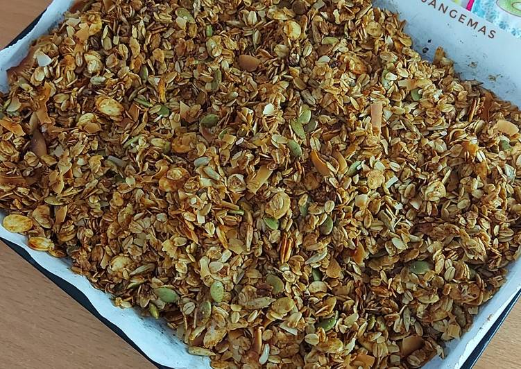 Bagaimana Menyiapkan Granola, Sempurna