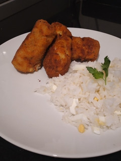 Una foto de Croquetas de papa, queso y jamón