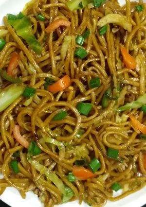 A picture of Tadka Noodles.