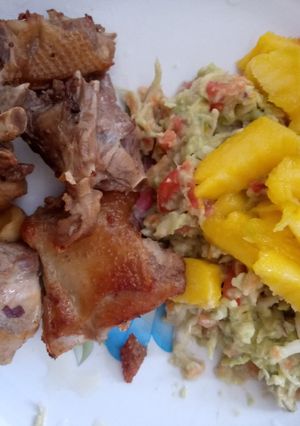 A picture of Pan roast chicken served with salad.