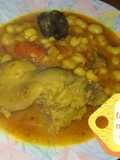 Fabada con codillo de cerdo morcilla y chorizo picantes