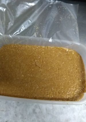 Una foto de Turrón de Maní al estilo Cubano