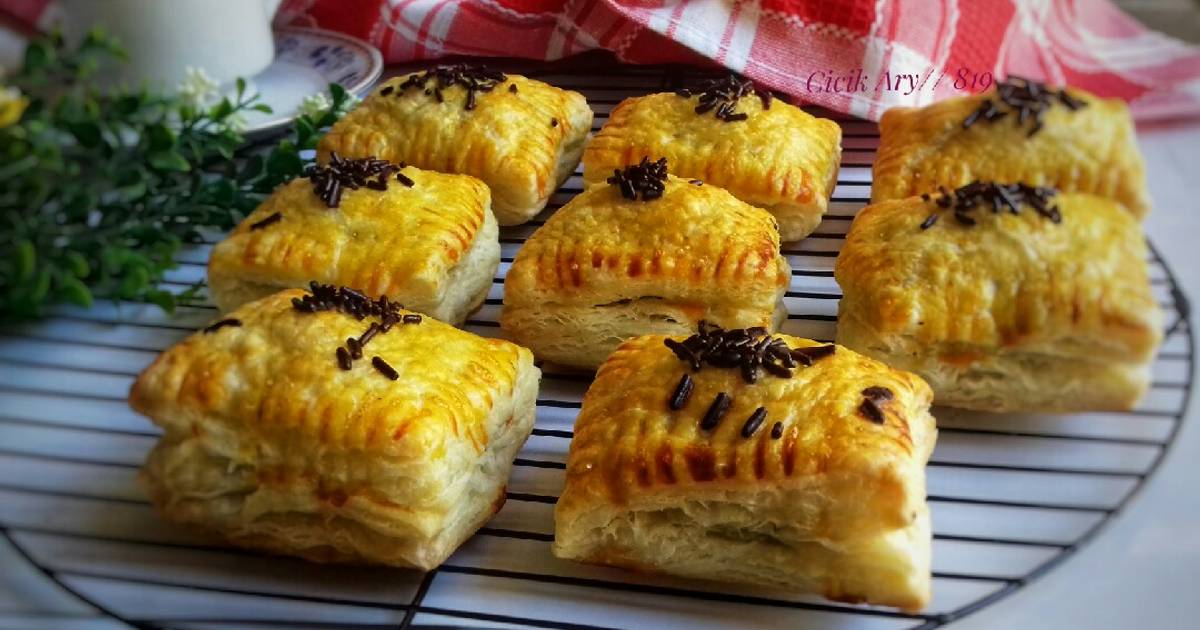 Resep Banana Chocolate puff pastry oleh Cicik Ary - Cookpad