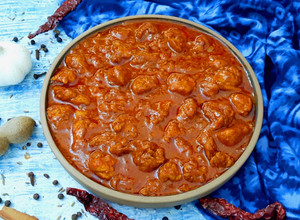 A picture of Spicy Chicken Sorpotel.