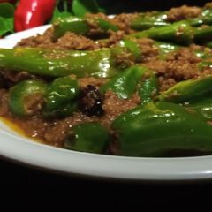 A picture of Mirchon ka salan.