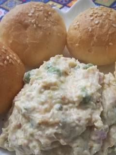 عکسی از دستور سالاد الویه رستورانی