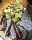Colita de cuadril y papas al horno (cortita y al pie)