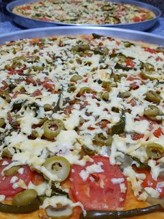 صورة لوصفة بيتزا بالخضار 🍕