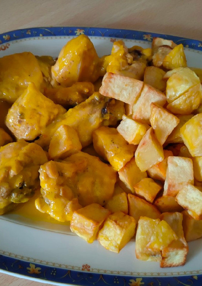 Una foto de Pollo con salsa de naranja 😋