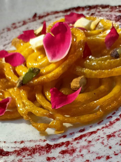 સુજી જલેબી(sooji jalebi in gujarati) રેસીપી મુખ્ય ફોટો