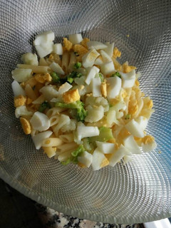 Una foto de Ensalada de pasta con brócoli y coliflor