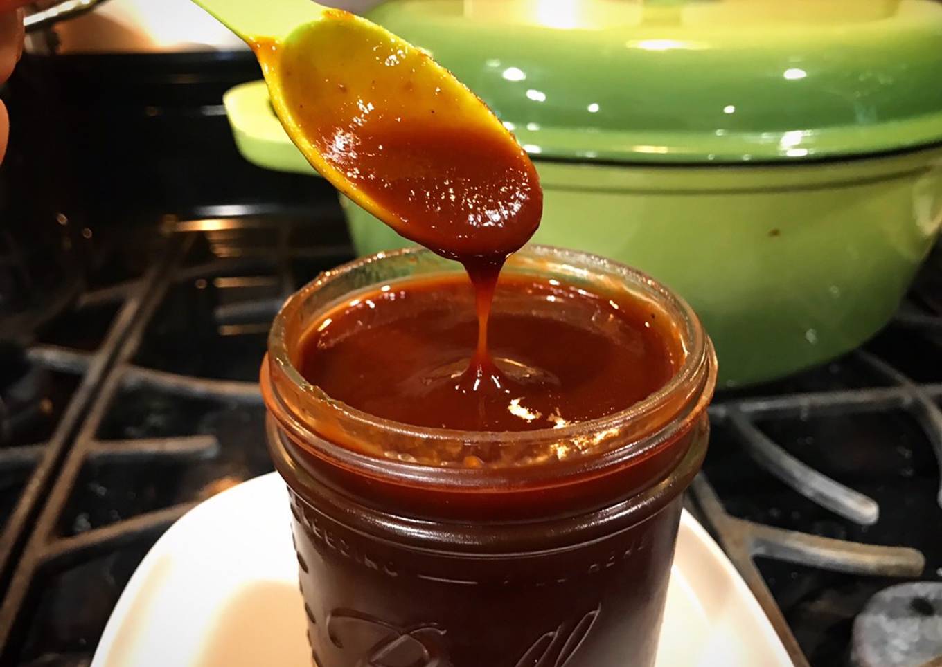 Simple barbecue sauce with cola and ketchup