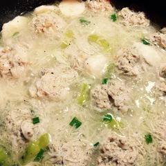 A picture of Misua Soup with Meatball Shrimp.