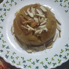 A picture of Besan halwa.