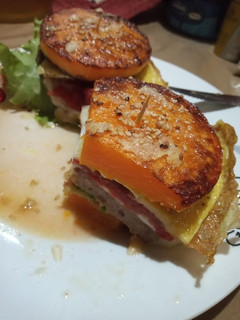 Una foto de Hamburguesa sin pan