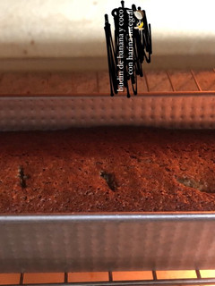 Una foto de Budín de banana y coco con harina integral