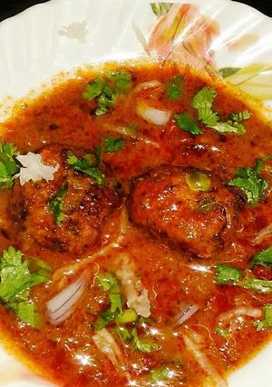 वेज कोफ्ता करी (Veg kofta kurry recipe in hindi) रेसिपी मुख्य फोटो