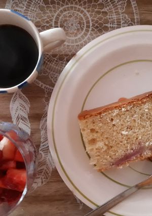 Foto di Torta alle fragole (ricetta di Masha e Orso)