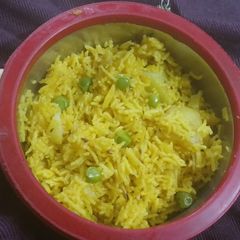 A picture of Matar pulao.