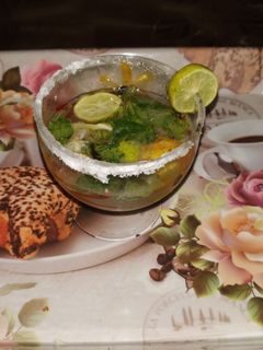फ्रेश मिंट मोजितो (Fresh mint mojito recipe in hindi) रेसिपी मुख्य फोटो