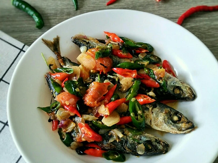 Cara Sederhana Membuat Resep  Pindang Goreng Tumis Kemangi yang Bikin Ngiler, Sempurna