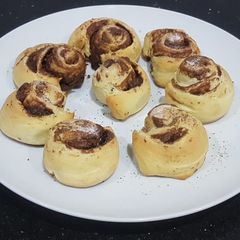 A picture of Chocolate spiral buns.