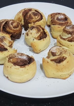 A picture of Chocolate spiral buns.