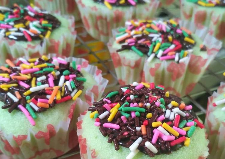 Resep Cupcake Pandan Kukus Anti Gagal