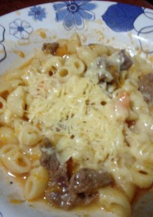 Una foto de Guiso de fideos coditos con mucha calabaza.!!!