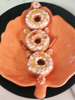 क्रिस्पी डोनट (donut recipe in marathi) रेसिपी चे मुख्य फोटो 