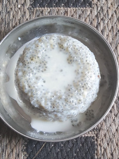 சியா சீட்ஸ் புடிங் (chia seeds pudding recipe in tamil) செய்முறை முக்கிய புகைப்படம்