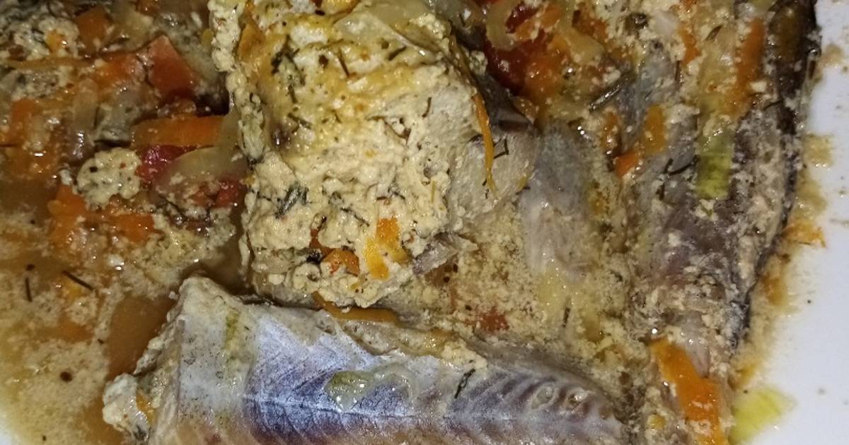 Минтай пп. Минтай с овощами в мультиварке. Минтай ПП В рукаве. Спинка минтая с овощами. Рецепт рыбы минтай для ПП