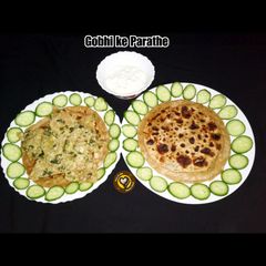 A picture of Gobhi(cauliflower) ke Parathe.