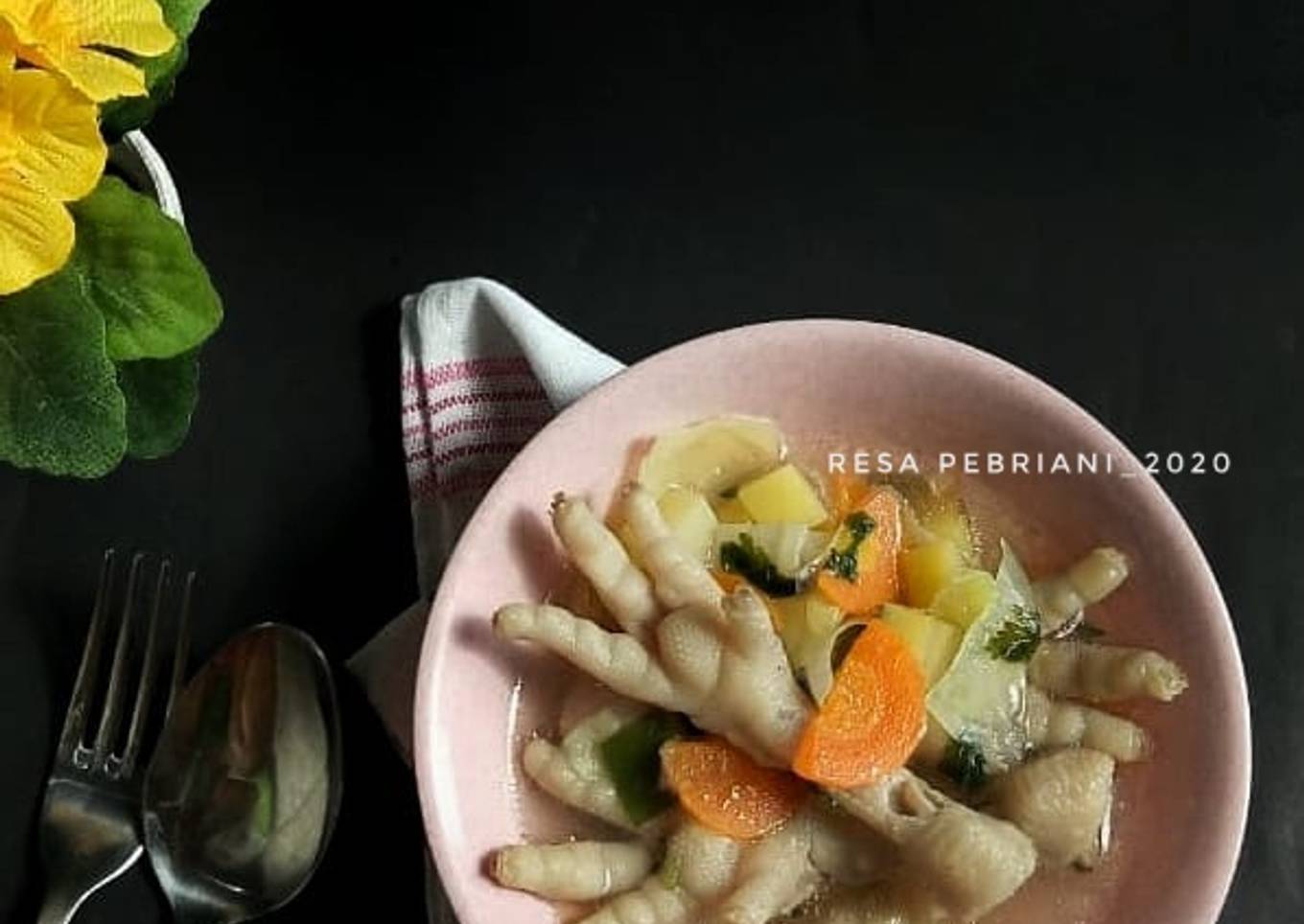 14. Sop Ceker Ayam