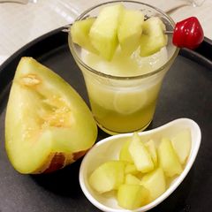 A picture of Muskmelon juice.