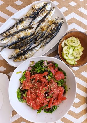 Foto de Sardinhas assadas com salada