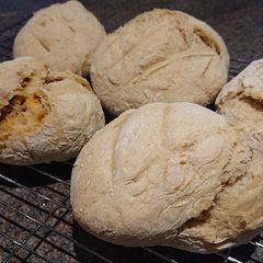 A picture of Crusty Homemade Bread.