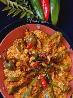 स्पाइसी मिर्च मसाला सब्ज़ी (Spicy Mirch masala sabzi recipe in Hindi) रेसिपी मुख्य फोटो