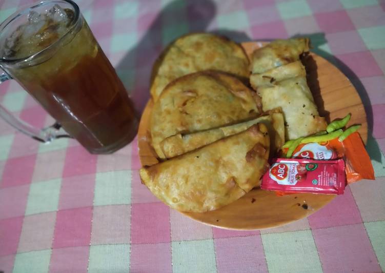 Martabak telor mini