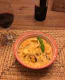 Mix de mariscos al curry y leche de coco