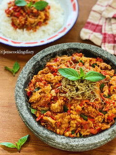 A picture of Sambal Tempe Teri Kemangi (Tempe Anchovy Basil Chili Sauce).