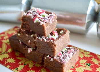 How to Recipe Delicious Peppermint Candy Chocolate Fudge