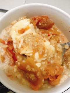 泡菜起司燉燕麥粥 的食譜成品照片