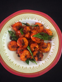 ஸ்பைசி ப்ரான் ப்ரை (Spicy prawn fry recipe in tamil) செய்முறை முக்கிய புகைப்படம்