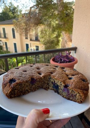 Una foto de Banana bread - Budín saludable de banana con aceite, fácil y húmedo