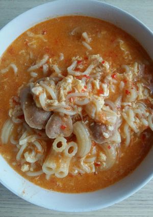 Foto resep Seblak Mie Makaroni Telur Sosis