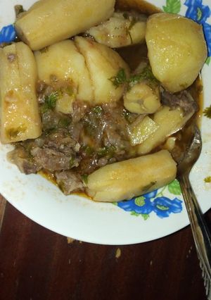 A picture of Matoke and meat#themechallenge.