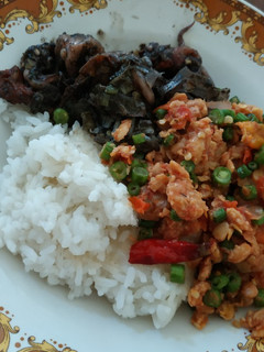 Foto resep Sego sambel Cumi Hitam