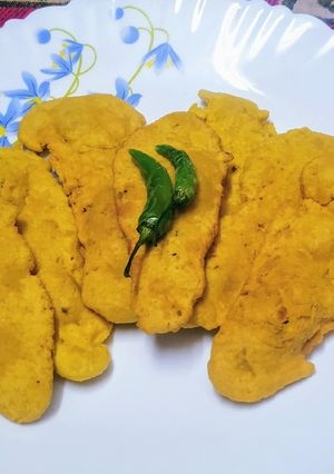 A picture of Fafda.